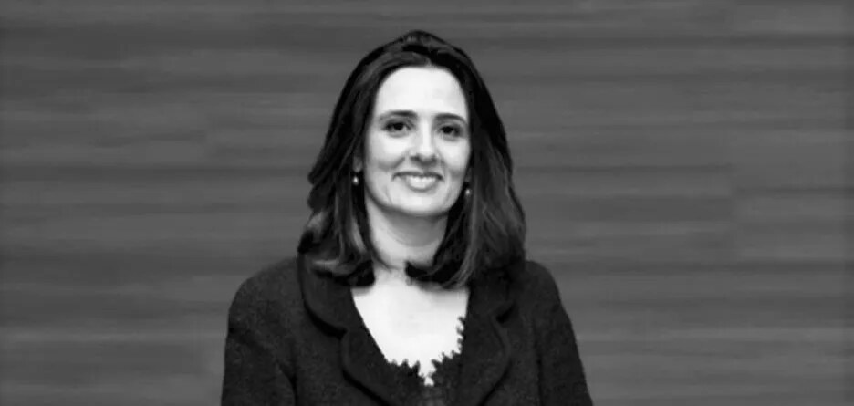 Monochrome portrait of Lamia Tazi